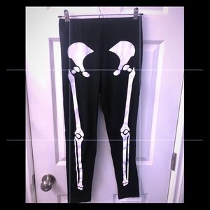 Skeleton goth Halloween 👻 black leggings